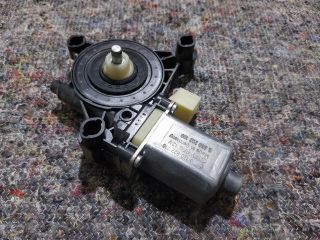 bontott SKODA OCTAVIA III Jobb első Ablakemelő Motor