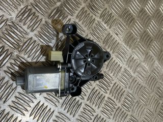 bontott SKODA OCTAVIA III Jobb első Ablakemelő Motor