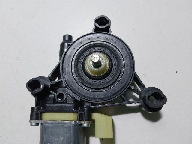 bontott SKODA OCTAVIA III Jobb első Ablakemelő Motor