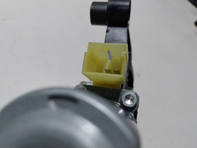 bontott SKODA OCTAVIA III Jobb első Ablakemelő Motor