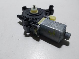 bontott SKODA OCTAVIA III Jobb első Ablakemelő Motor