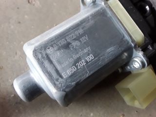bontott SKODA OCTAVIA III Jobb első Ablakemelő Szerkezet (Elektromos)