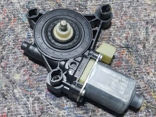 bontott SKODA OCTAVIA III Jobb első Ablakemelő Szerkezet (Elektromos)