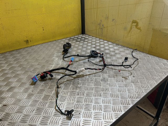 bontott SKODA OCTAVIA III Jobb első Ajtó Kábelköteg