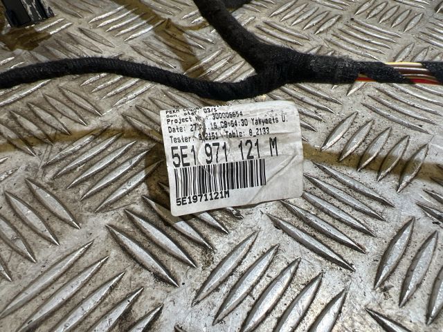 bontott SKODA OCTAVIA III Jobb első Ajtó Kábelköteg