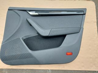 bontott SKODA OCTAVIA III Jobb első Ajtó Kárpit