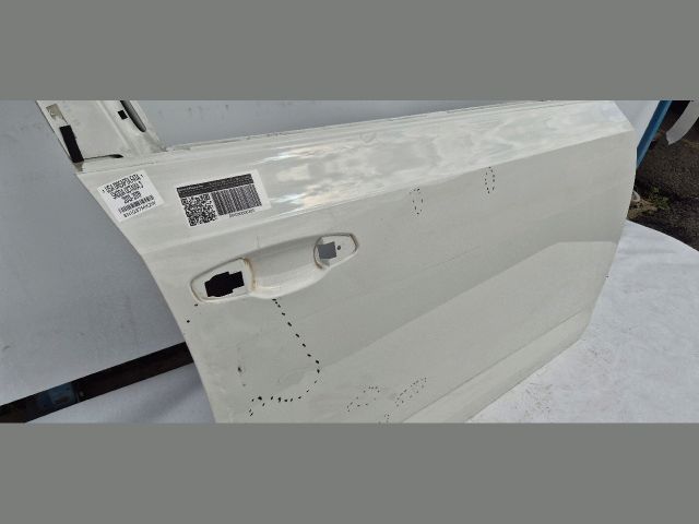 bontott SKODA OCTAVIA III Jobb első Ajtó (Üres lemez)