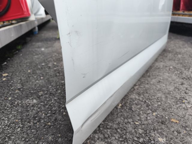 bontott SKODA OCTAVIA III Jobb első Ajtó (Üres lemez)