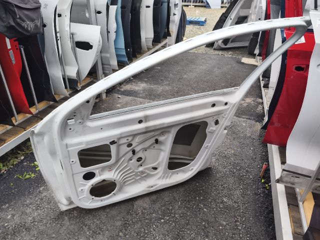 bontott SKODA OCTAVIA III Jobb első Ajtó (Üres lemez)