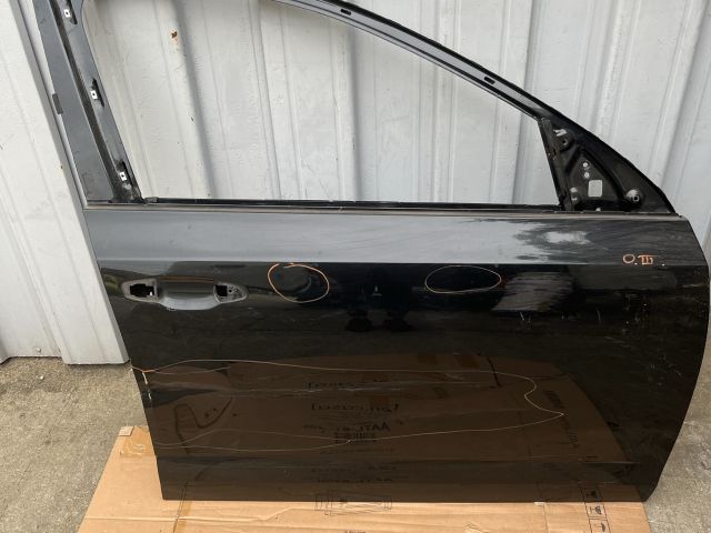 bontott SKODA OCTAVIA III Jobb első Ajtó (Üres lemez)