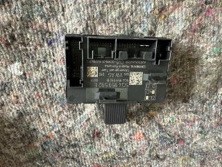 bontott SKODA OCTAVIA III Jobb első Ajtó Vezérlőegység