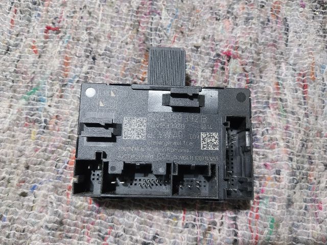 bontott SKODA OCTAVIA III Jobb első Ajtó Vezérlőegység