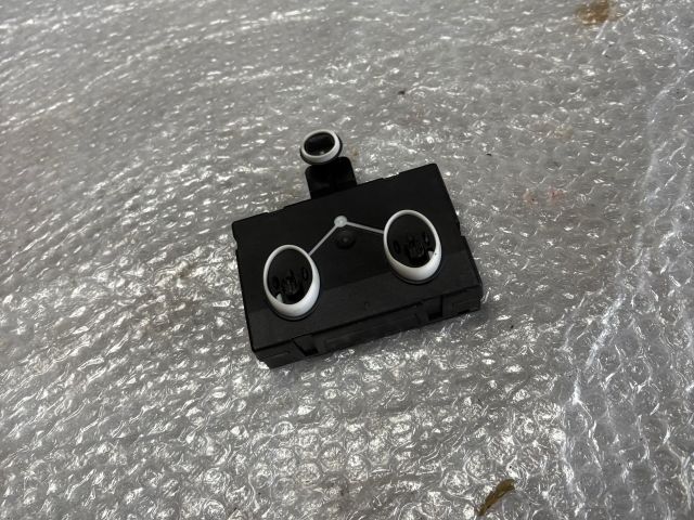 bontott SKODA OCTAVIA III Jobb első Ajtó Vezérlőegység