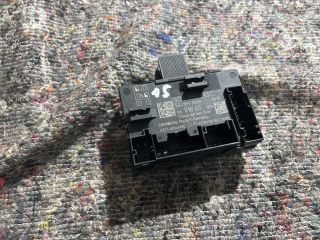 bontott SKODA OCTAVIA III Jobb első Ajtó Vezérlőegység