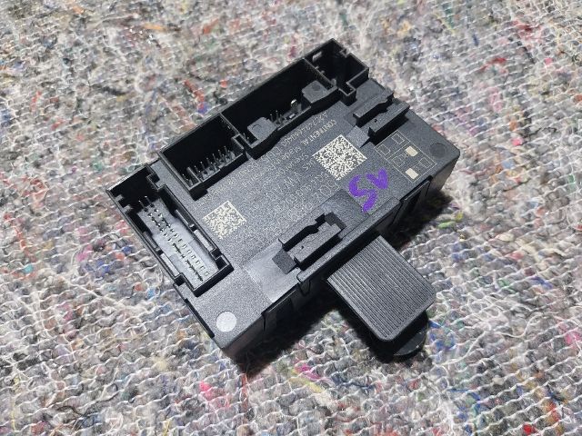 bontott SKODA OCTAVIA III Jobb első Ajtó Vezérlőegység