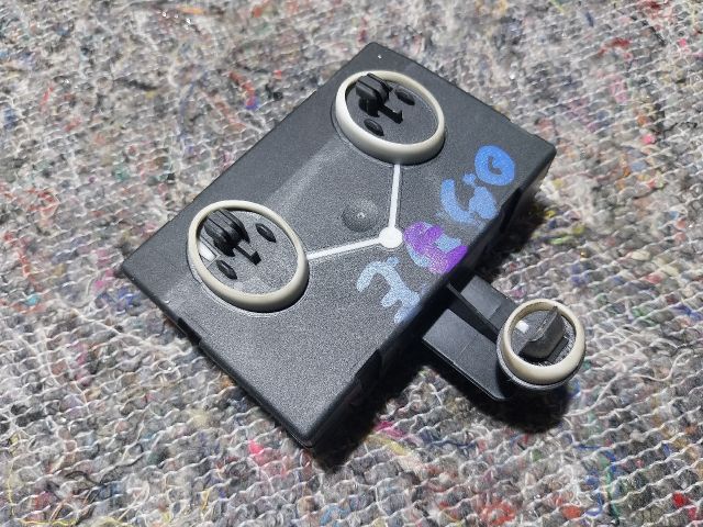 bontott SKODA OCTAVIA III Jobb első Ajtó Vezérlőegység