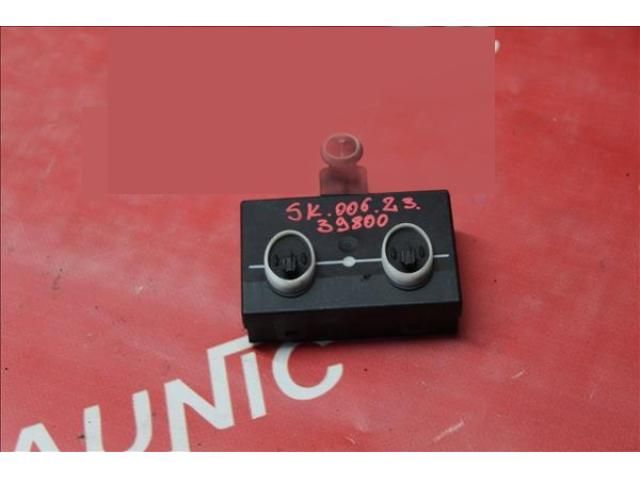 bontott SKODA OCTAVIA III Jobb első Ajtó Vezérlőegység