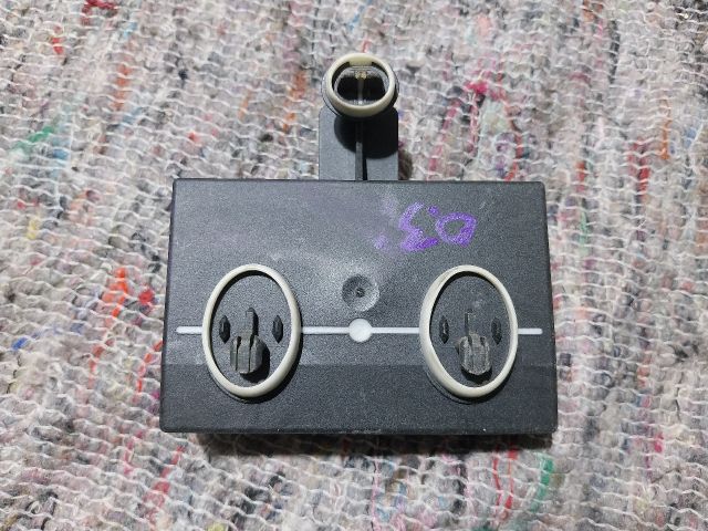 bontott SKODA OCTAVIA III Jobb első Ajtó Vezérlőegység