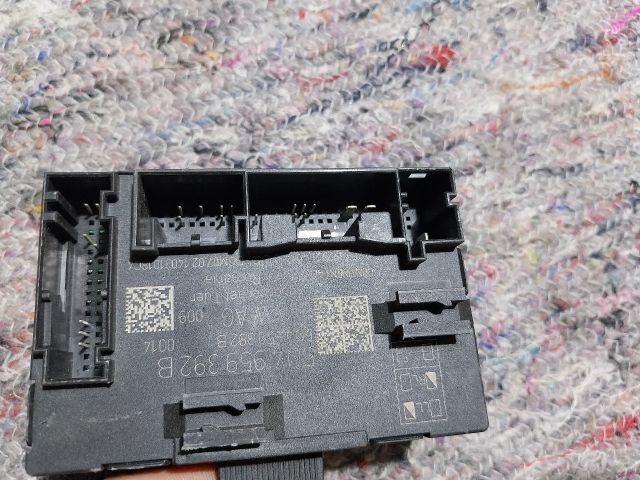 bontott SKODA OCTAVIA III Jobb első Ajtó Vezérlőegység