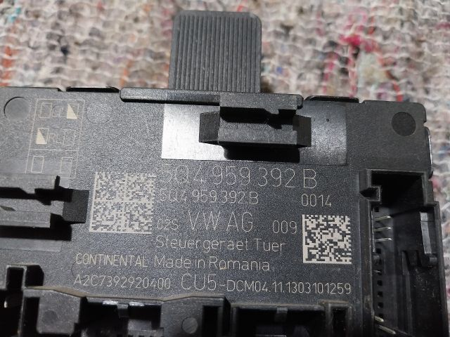 bontott SKODA OCTAVIA III Jobb első Ajtó Vezérlőegység