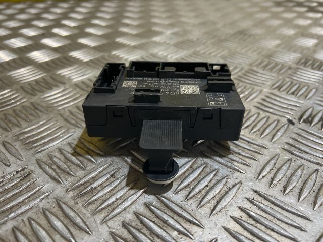 bontott SKODA OCTAVIA III Jobb első Ajtó Vezérlőegység