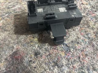 bontott SKODA OCTAVIA III Jobb első Ajtó Vezérlőegység