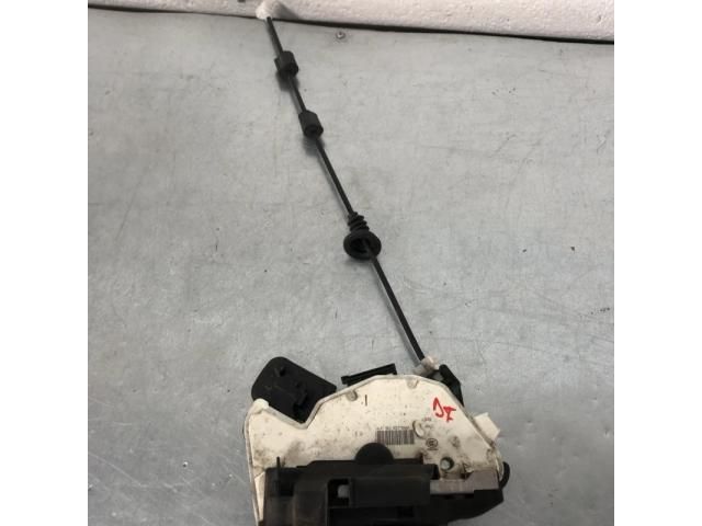 bontott SKODA OCTAVIA III Jobb első Ajtózár