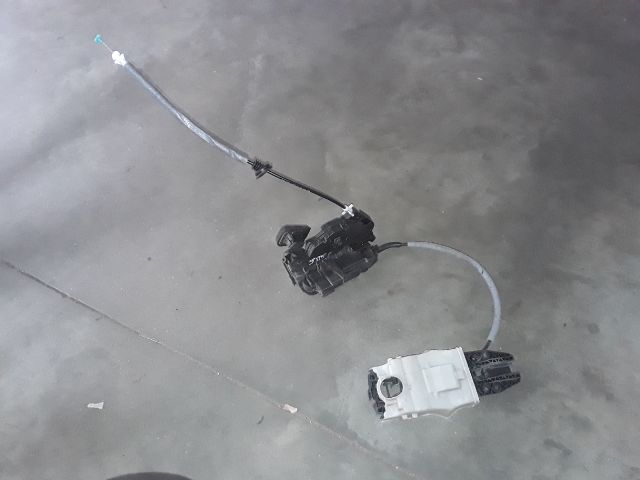 bontott SKODA OCTAVIA III Jobb első Ajtózár