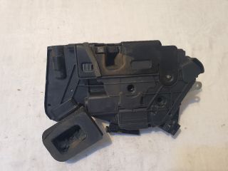 bontott SKODA OCTAVIA III Jobb első Ajtózár