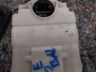 bontott SKODA OCTAVIA III Jobb első Ajtózár