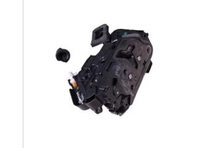 bontott SKODA OCTAVIA III Jobb első Ajtózár