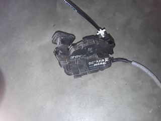 bontott SKODA OCTAVIA III Jobb első Ajtózár