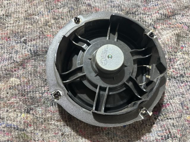 bontott SKODA OCTAVIA III Jobb első Hangszóró