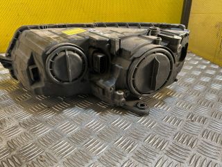 bontott SKODA OCTAVIA III Jobb első Lámpabúra