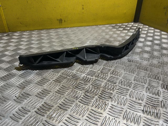 bontott SKODA OCTAVIA III Jobb első Oldal Lökhárító Tartó (Műanyag)