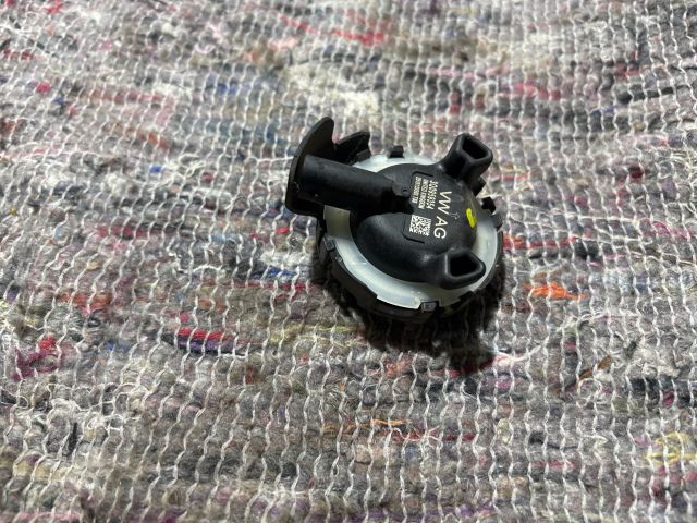 bontott SKODA OCTAVIA III Jobb első Oldal Ütközés Érzékelő