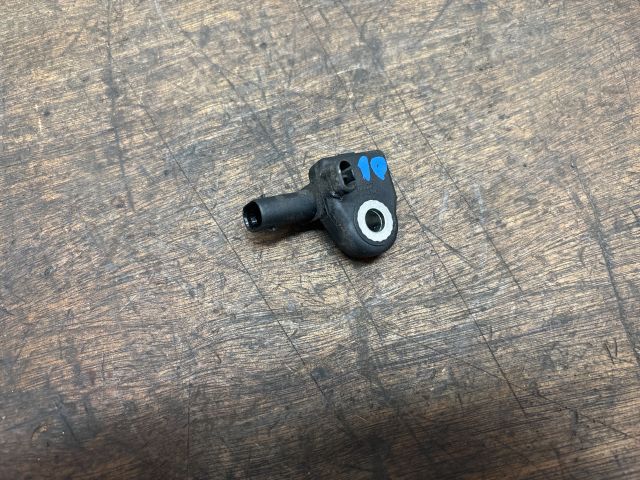 bontott SKODA OCTAVIA III Jobb első Oldal Ütközés Érzékelő