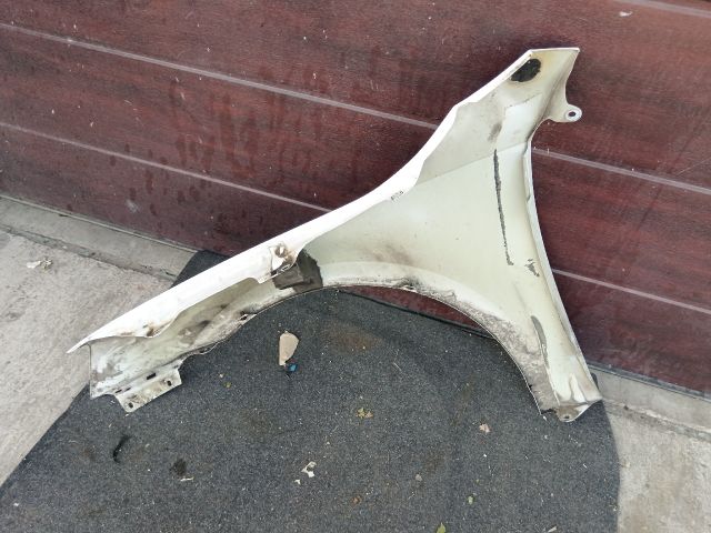 bontott SKODA OCTAVIA III Jobb első Sárvédő