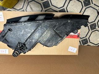 bontott SKODA OCTAVIA III Jobb Fényszóró