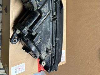 bontott SKODA OCTAVIA III Jobb Fényszóró