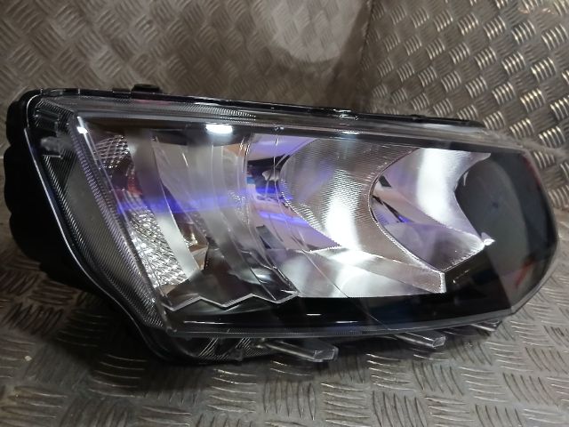 bontott SKODA OCTAVIA III Jobb Fényszóró