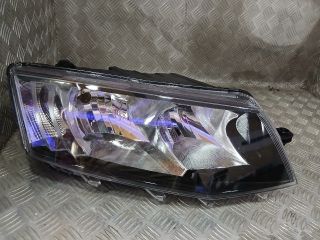 bontott SKODA OCTAVIA III Jobb Fényszóró