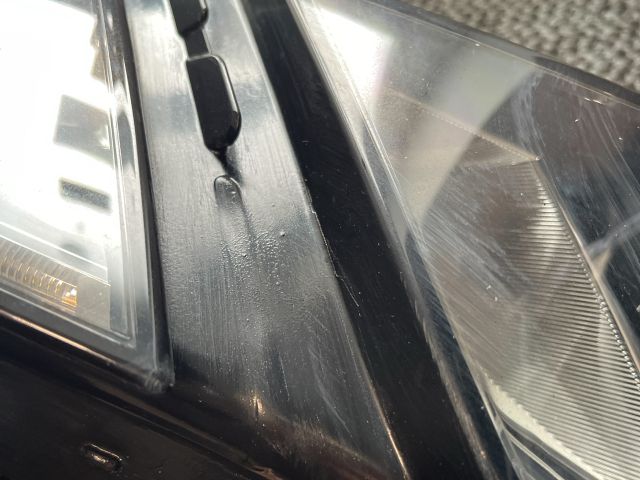 bontott SKODA OCTAVIA III Jobb Fényszóró