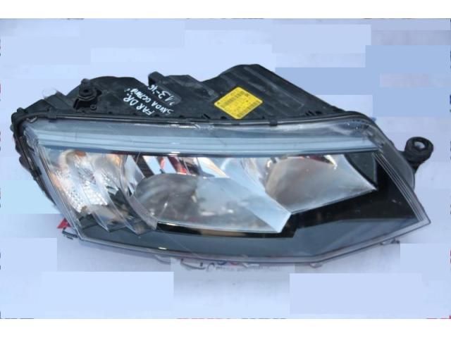 bontott SKODA OCTAVIA III Jobb Fényszóró