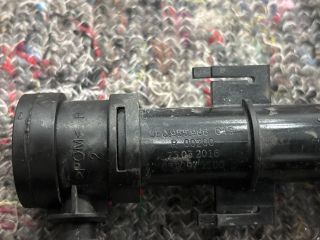 bontott SKODA OCTAVIA III Jobb Fényszórómosó Fúvóka