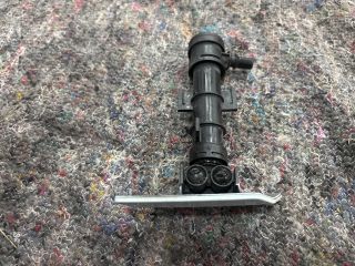 bontott SKODA OCTAVIA III Jobb Fényszórómosó Fúvóka