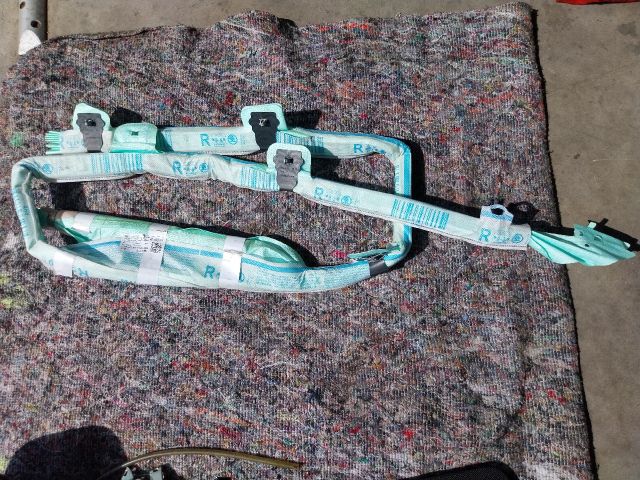 bontott SKODA OCTAVIA III Jobb Függönylégzsák és Oldallégzsák