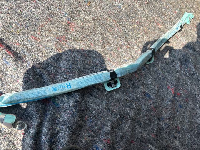 bontott SKODA OCTAVIA III Jobb Függönylégzsák és Oldallégzsák