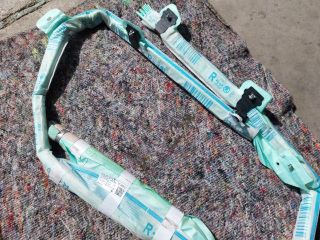 bontott SKODA OCTAVIA III Jobb Függönylégzsák és Oldallégzsák