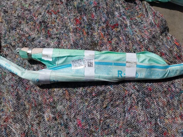 bontott SKODA OCTAVIA III Jobb Függönylégzsák és Oldallégzsák